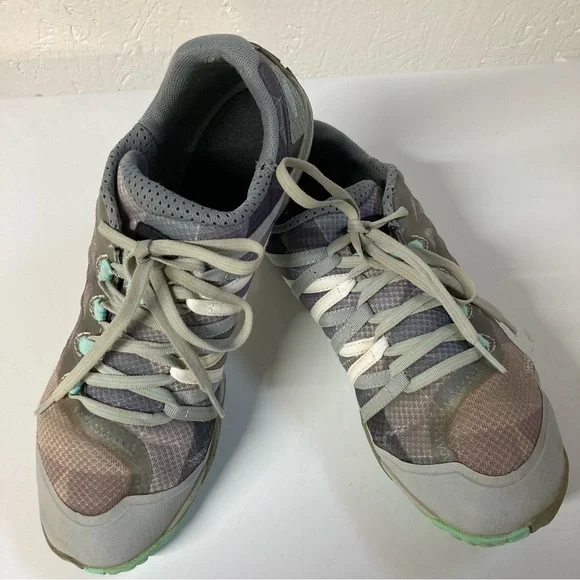 Merrell Trail glove 4 preowned with distressing & tearing on top toe area Sz 9.5 - Picture 14 of 15